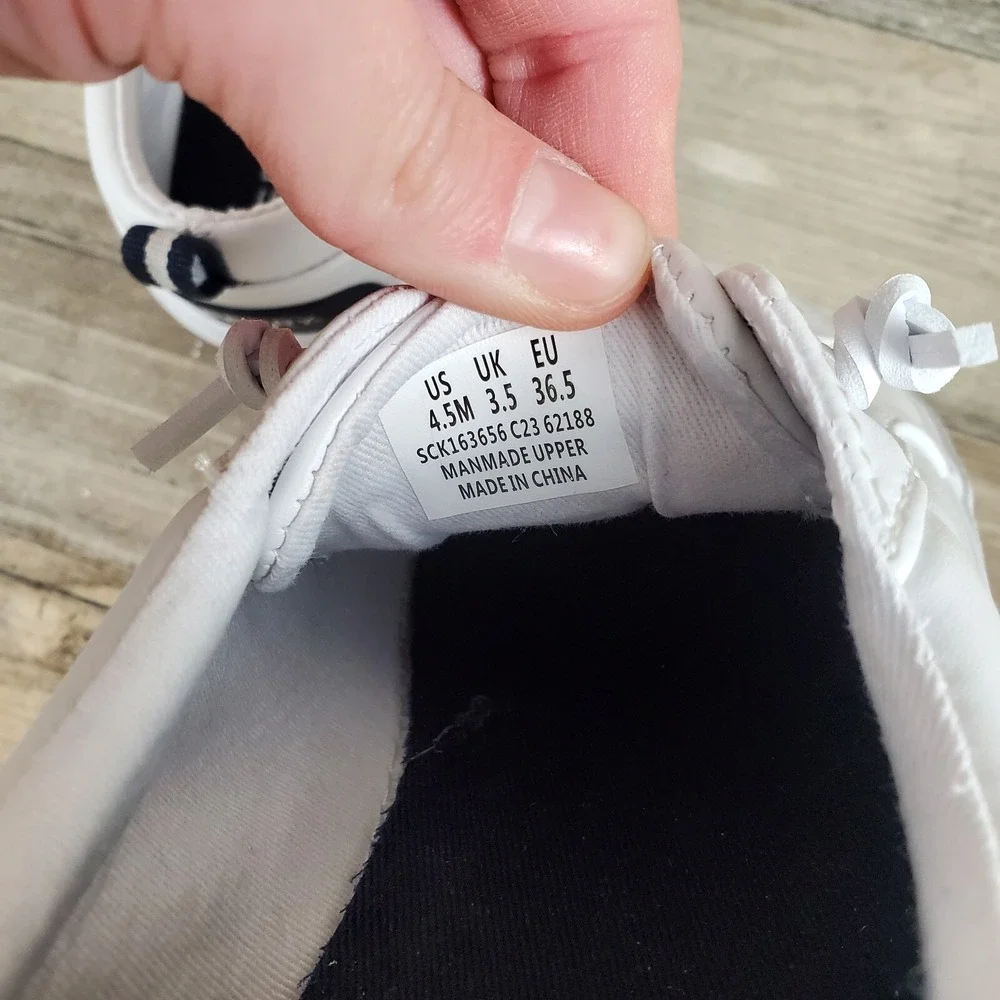 Sperry Pier Boat Shoes Kids Sz 4.5 Low Top Sneakers (WORN 1X)
